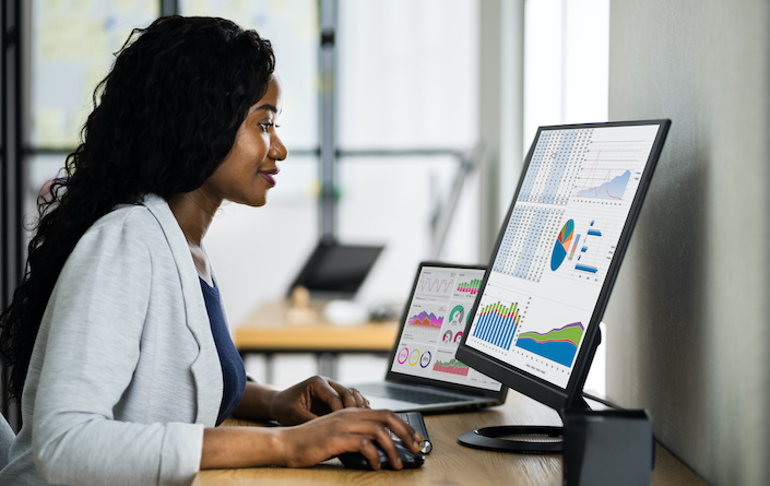 Organizational Investment in Training and Education: Key to Global Competitiveness Beyond 2025